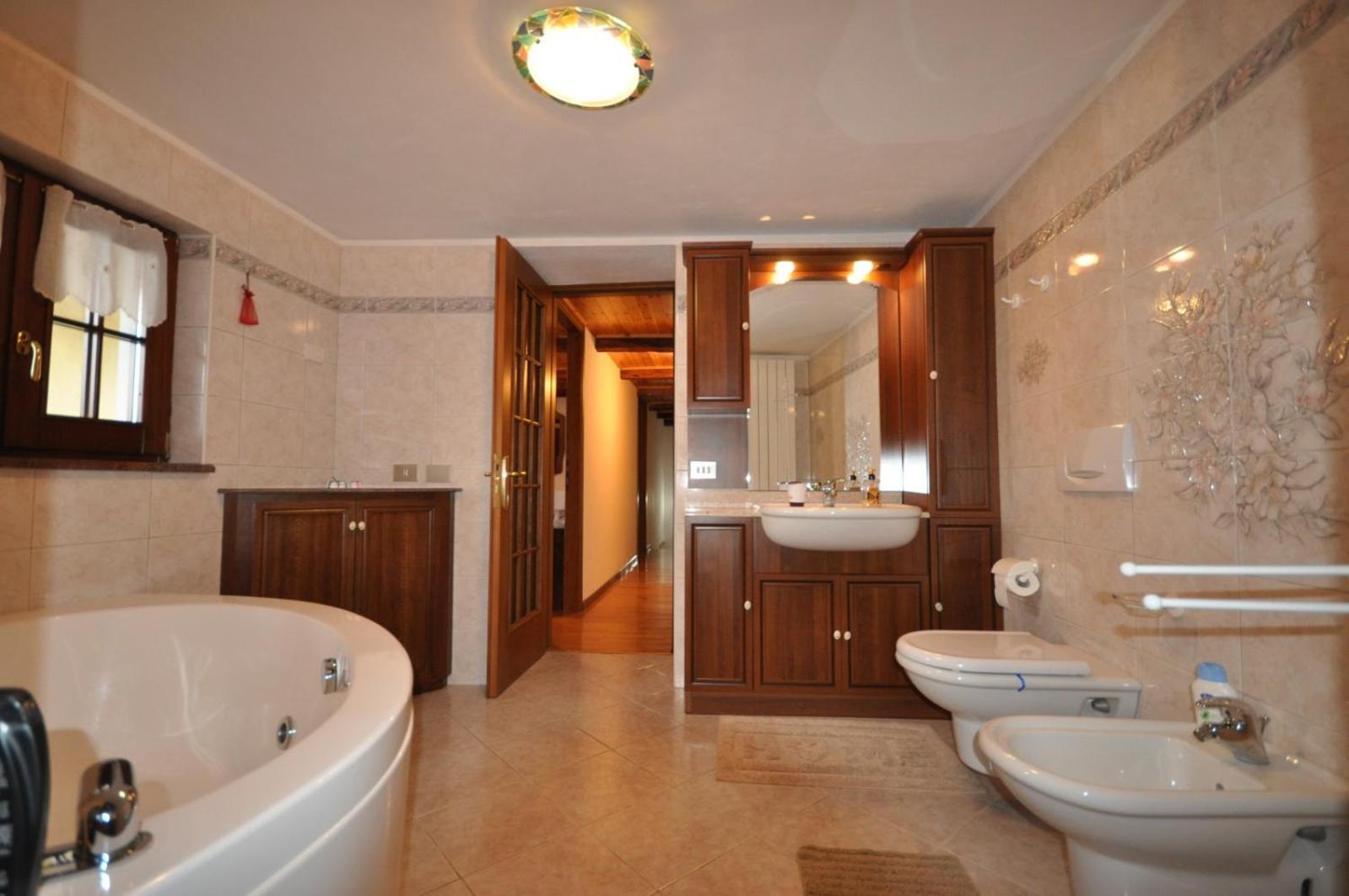 Cat Marvei Apartment Villadossola Exterior photo
